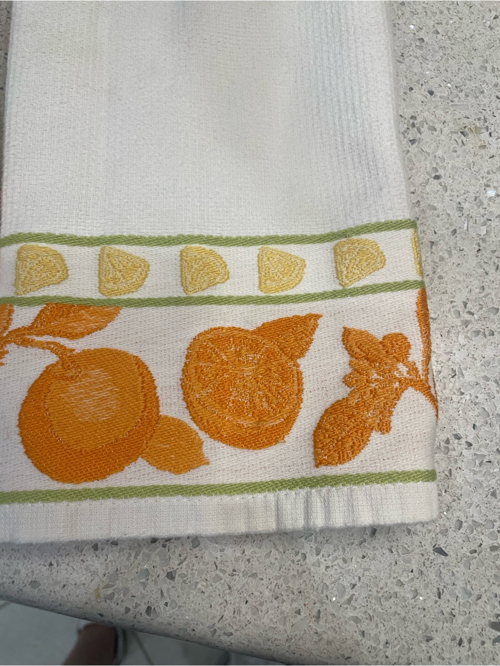 Vintage White Kitchen Towels with Embroidered Orange Citrus Border - Picture 1 of 10